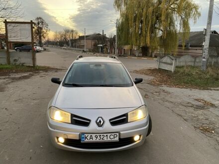 Сірий Рено Меган, об'ємом двигуна 1.6 л та пробігом 260 тис. км за 3750 $, фото 1 на Automoto.ua