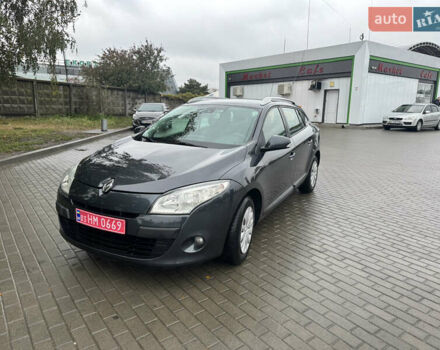 Серый Рено Меган, объемом двигателя 1.6 л и пробегом 231 тыс. км за 7800 $, фото 1 на Automoto.ua