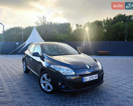 Сірий Рено Меган, об'ємом двигуна 1.46 л та пробігом 220 тис. км за 7000 $, фото 1 на Automoto.ua