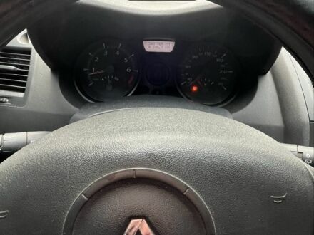 Серый Рено Меган, объемом двигателя 1.6 л и пробегом 248 тыс. км за 4500 $, фото 1 на Automoto.ua