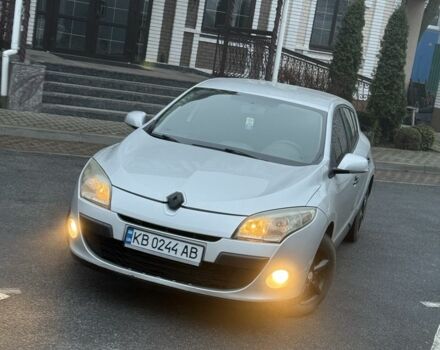 Сірий Рено Меган, об'ємом двигуна 1.5 л та пробігом 300 тис. км за 4499 $, фото 1 на Automoto.ua