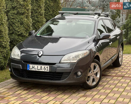 Серый Рено Меган, объемом двигателя 1.6 л и пробегом 210 тыс. км за 7399 $, фото 1 на Automoto.ua