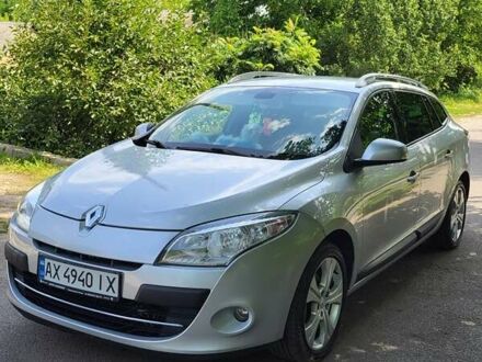 Сірий Рено Меган, об'ємом двигуна 2 л та пробігом 270 тис. км за 7800 $, фото 1 на Automoto.ua