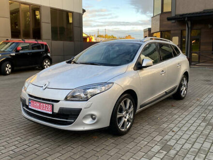 Сірий Рено Меган, об'ємом двигуна 1.4 л та пробігом 127 тис. км за 6800 $, фото 1 на Automoto.ua