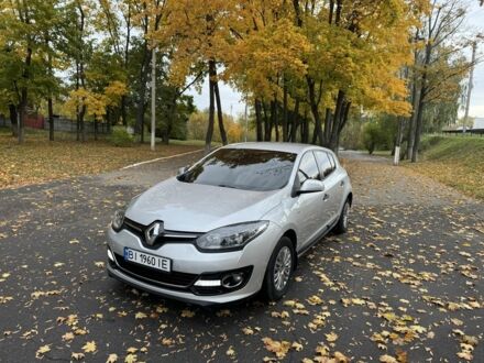 Рено Меган 2010 в Кременчуге на Automoto.ua Серый Рено Меган, объемом двигателя 1.5 л и пробегом 270 тыс. км за 6300 $, фото 1 на Automoto.ua