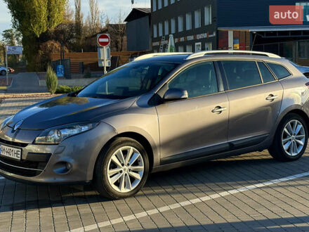 Серый Рено Меган, объемом двигателя 2 л и пробегом 245 тыс. км за 7900 $, фото 1 на Automoto.ua