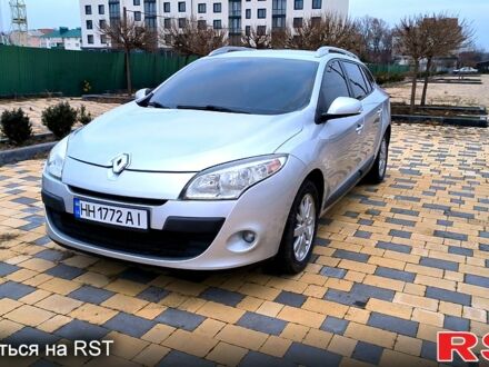 Серый Рено Меган, объемом двигателя 1.5 л и пробегом 205 тыс. км за 6500 $, фото 1 на Automoto.ua