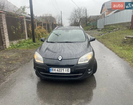 Серый Рено Меган, объемом двигателя 1.46 л и пробегом 240 тыс. км за 6900 $, фото 1 на Automoto.ua