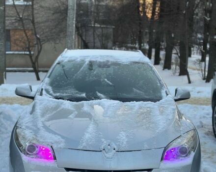 Серый Рено Меган, объемом двигателя 1.5 л и пробегом 273 тыс. км за 7000 $, фото 1 на Automoto.ua