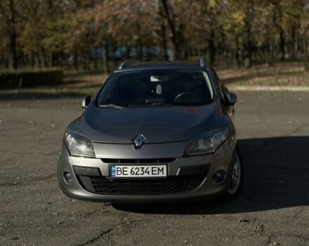 Серый Рено Меган, объемом двигателя 1.5 л и пробегом 270 тыс. км за 7750 $, фото 1 на Automoto.ua