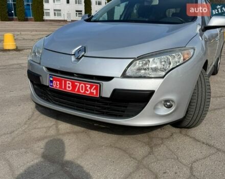 Сірий Рено Меган, об'ємом двигуна 1.6 л та пробігом 250 тис. км за 7300 $, фото 1 на Automoto.ua
