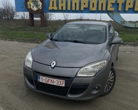 Серый Рено Меган, объемом двигателя 1.5 л и пробегом 347 тыс. км за 2800 $, фото 1 на Automoto.ua