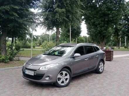 Рено Меган 2010 в Кропивницком (Кировограде) на Automoto.ua Серый Рено Меган, объемом двигателя 1.5 л и пробегом 245 тыс. км за 7700 $, фото 1 на Automoto.ua