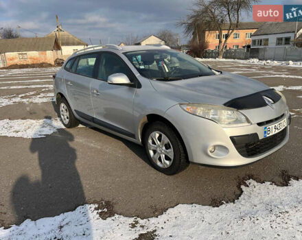 Серый Рено Меган, объемом двигателя 1.46 л и пробегом 262 тыс. км за 6600 $, фото 1 на Automoto.ua