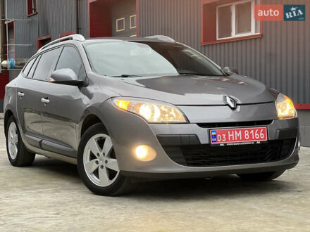Серый Рено Меган, объемом двигателя 1.6 л и пробегом 182 тыс. км за 7800 $, фото 1 на Automoto.ua