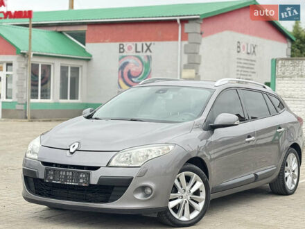Рено Меган 2010 в Ковель на Automoto.ua Серый Рено Меган, объемом двигателя 1.46 л и пробегом 276 тыс. км за 6450 $, фото 1 на Automoto.ua
