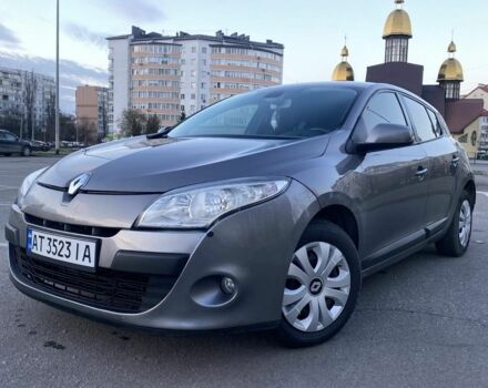 Серый Рено Меган, объемом двигателя 1 л и пробегом 300 тыс. км за 4900 $, фото 1 на Automoto.ua