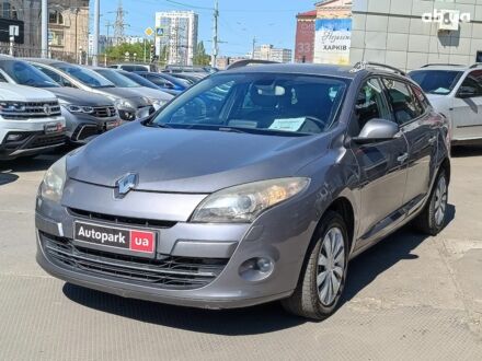 Рено Меган 2010 в Харькове на Automoto.ua Серый Рено Меган, объемом двигателя 1.4 л и пробегом 205 тыс. км за 7290 $, фото 1 на Automoto.ua