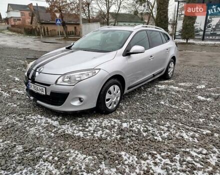 Серый Рено Меган, объемом двигателя 1.46 л и пробегом 227 тыс. км за 6200 $, фото 1 на Automoto.ua