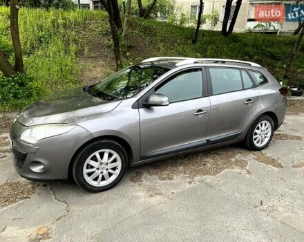 Сірий Рено Меган, об'ємом двигуна 1.6 л та пробігом 236 тис. км за 7500 $, фото 1 на Automoto.ua