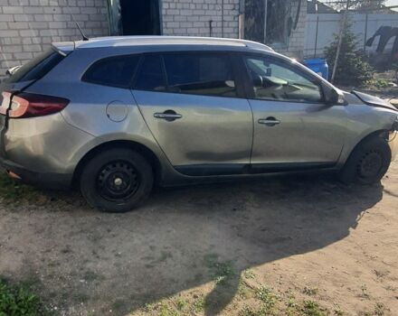 Серый Рено Меган, объемом двигателя 0 л и пробегом 200 тыс. км за 2200 $, фото 1 на Automoto.ua