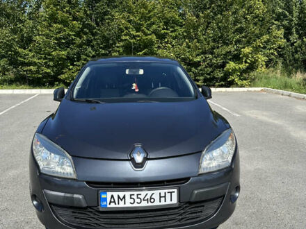 Сірий Рено Меган, об'ємом двигуна 1.5 л та пробігом 321 тис. км за 6499 $, фото 1 на Automoto.ua