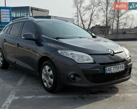 Сірий Рено Меган, об'ємом двигуна 1.46 л та пробігом 248 тис. км за 7300 $, фото 1 на Automoto.ua