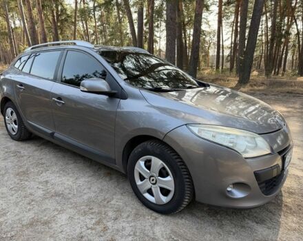 Сірий Рено Меган, об'ємом двигуна 1.5 л та пробігом 245 тис. км за 6950 $, фото 1 на Automoto.ua