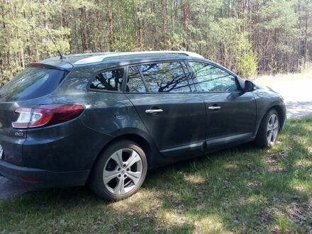 Рено Меган 2010 в Червонограде на Automoto.ua Серый Рено Меган, объемом двигателя 0 л и пробегом 250 тыс. км за 6798 $, фото 1 на Automoto.ua