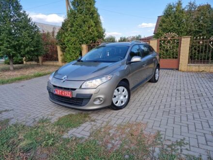Сірий Рено Меган, об'ємом двигуна 1.6 л та пробігом 236 тис. км за 7300 $, фото 1 на Automoto.ua