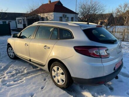 Сірий Рено Меган, об'ємом двигуна 1.5 л та пробігом 260 тис. км за 7499 $, фото 1 на Automoto.ua