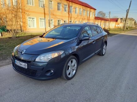 Рено Меган 2010 у Хотине на Automoto.ua Сірий Рено Меган, об'ємом двигуна 0.15 л та пробігом 196 тис. км за 6600 $, фото 1 на Automoto.ua