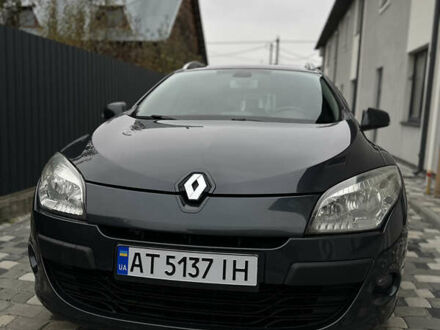 Серый Рено Меган, объемом двигателя 1.5 л и пробегом 215 тыс. км за 6800 $, фото 1 на Automoto.ua