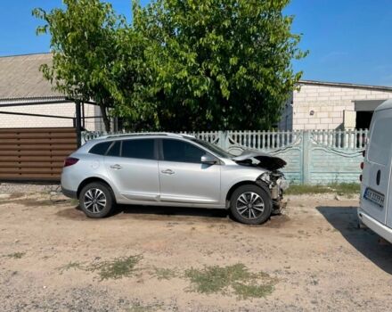 Сірий Рено Меган, об'ємом двигуна 1.5 л та пробігом 277 тис. км за 2004 $, фото 1 на Automoto.ua