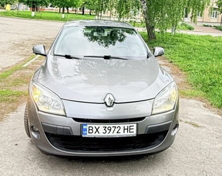 Серый Рено Меган, объемом двигателя 1.5 л и пробегом 246 тыс. км за 7500 $, фото 1 на Automoto.ua