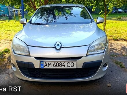 Серый Рено Меган, объемом двигателя 1.5 л и пробегом 224 тыс. км за 5400 $, фото 1 на Automoto.ua
