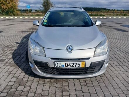 Рено Меган 2010 в Радивилове на Automoto.ua Серый Рено Меган, объемом двигателя 1.5 л и пробегом 215 тыс. км за 6600 $, фото 1 на Automoto.ua