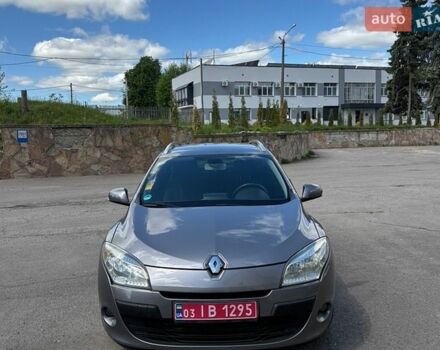 Серый Рено Меган, объемом двигателя 0 л и пробегом 254 тыс. км за 6500 $, фото 1 на Automoto.ua