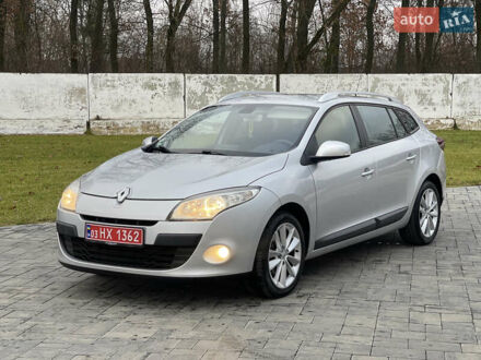 Сірий Рено Меган, об'ємом двигуна 1.6 л та пробігом 225 тис. км за 7700 $, фото 1 на Automoto.ua
