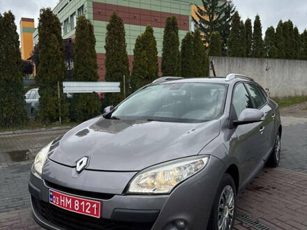 Рено Меган 2010 в Великой Багачке на Automoto.ua Серый Рено Меган, объемом двигателя 1.6 л и пробегом 179 тыс. км за 6799 $, фото 1 на Automoto.ua