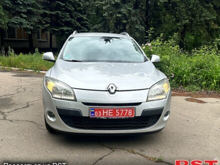 Рено Меган 2010 у Одесі на Automoto.ua Сірий Рено Меган, об'ємом двигуна 1.6 л та пробігом 180 тис. км за 6500 $, фото 1 на Automoto.ua