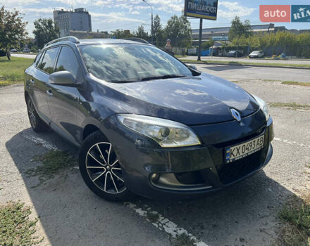 Сірий Рено Меган, об'ємом двигуна 2 л та пробігом 244 тис. км за 8300 $, фото 1 на Automoto.ua