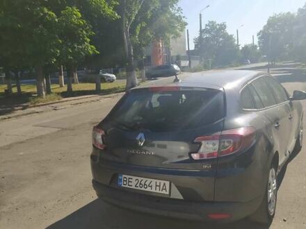 Рено Меган 2010 в Первомайске на Automoto.ua Серый Рено Меган, объемом двигателя 1.46 л и пробегом 244 тыс. км за 7400 $, фото 1 на Automoto.ua