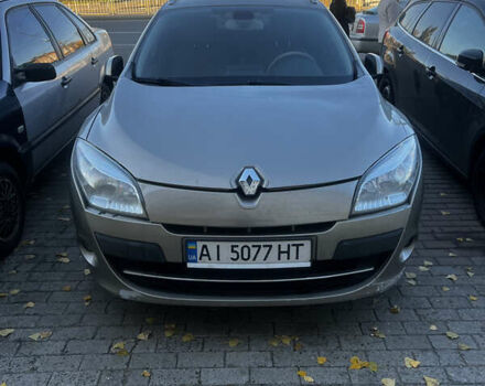 Серый Рено Меган, объемом двигателя 1.46 л и пробегом 210 тыс. км за 5599 $, фото 1 на Automoto.ua