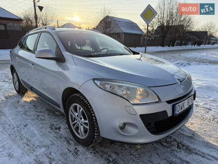 Сірий Рено Меган, об'ємом двигуна 1.6 л та пробігом 195 тис. км за 7850 $, фото 1 на Automoto.ua