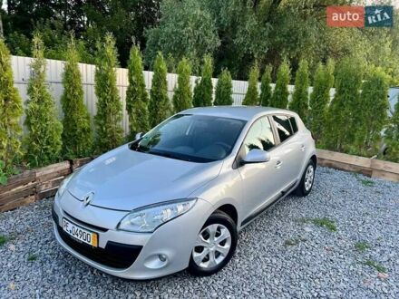 Рено Меган 2010 в Полтаве на Automoto.ua Серый Рено Меган, объемом двигателя 1.6 л и пробегом 149 тыс. км за 7200 $, фото 1 на Automoto.ua