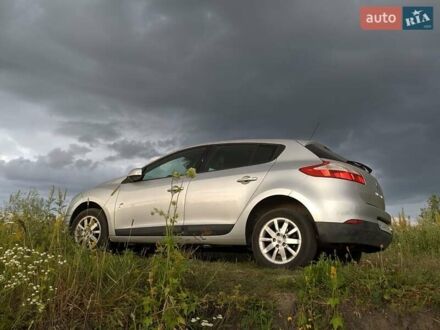 Серый Рено Меган, объемом двигателя 1.5 л и пробегом 275 тыс. км за 6800 $, фото 1 на Automoto.ua