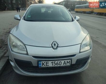 Серый Рено Меган, объемом двигателя 1.6 л и пробегом 210 тыс. км за 6100 $, фото 1 на Automoto.ua