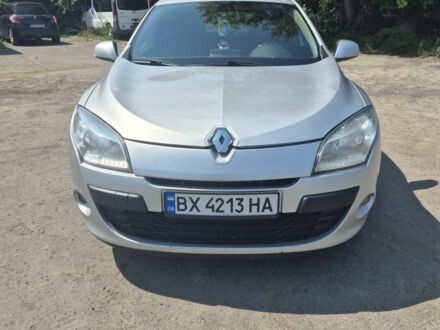 Сірий Рено Меган, об'ємом двигуна 1.9 л та пробігом 267 тис. км за 6700 $, фото 1 на Automoto.ua