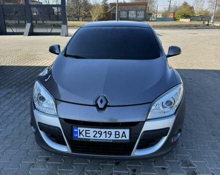 Серый Рено Меган, объемом двигателя 1.5 л и пробегом 290 тыс. км за 6800 $, фото 1 на Automoto.ua